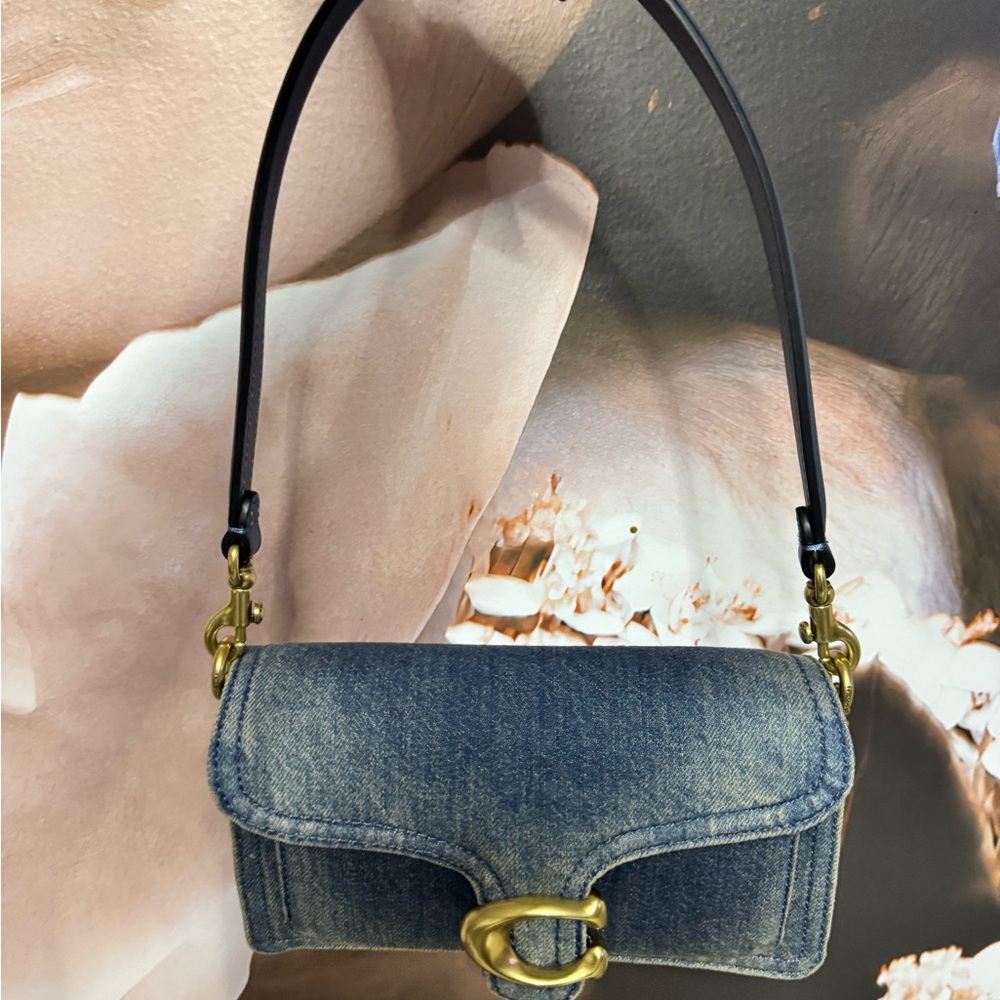 Coach Tabby Denim 20 Shoulder Bag with Gold 'C'. Bag is new and never used.